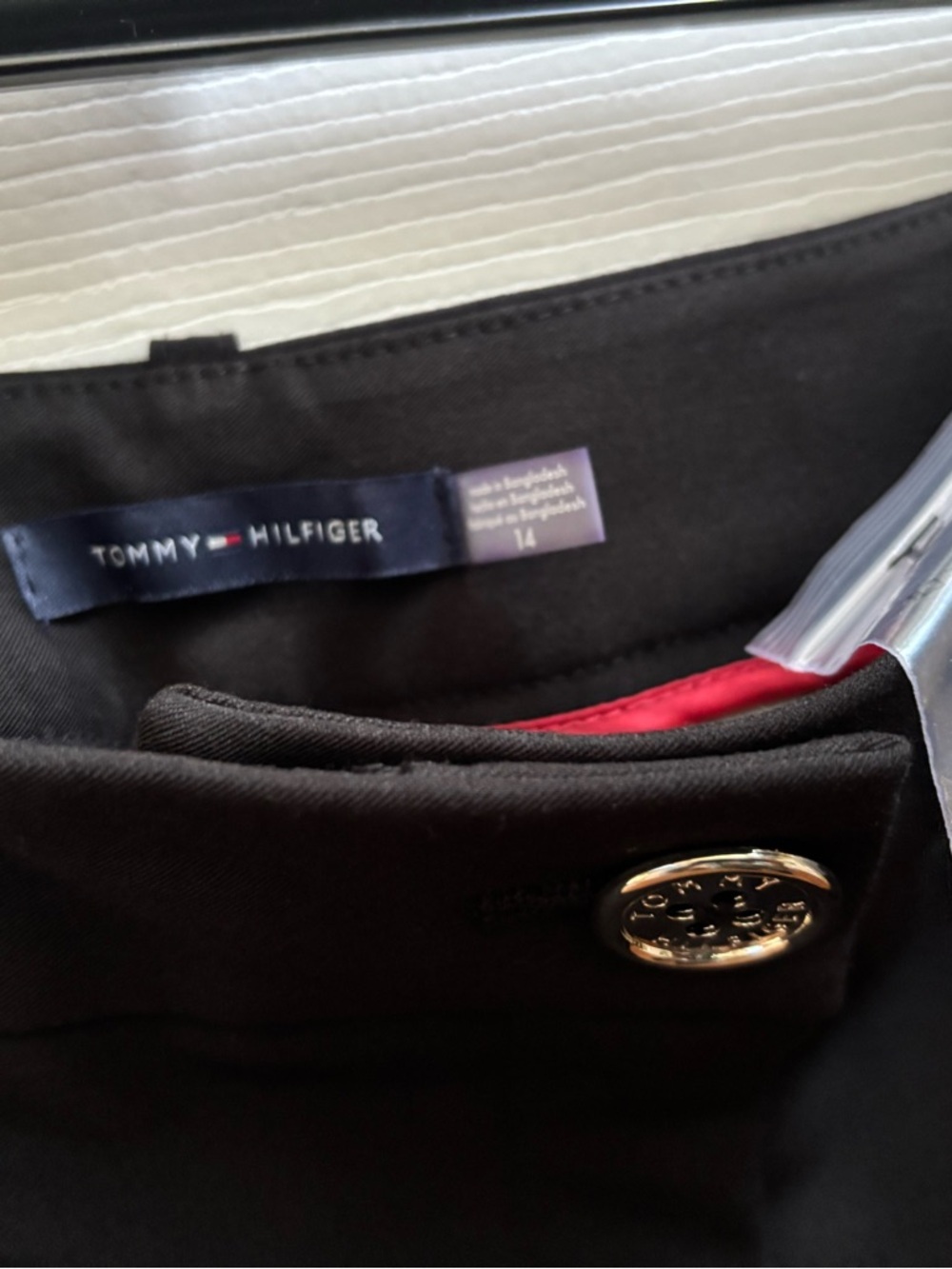 Tommy Hilfiger Woman’s Sleek Black Wide-Leg Pants, Size 14, NWT - Picture 4 of 7